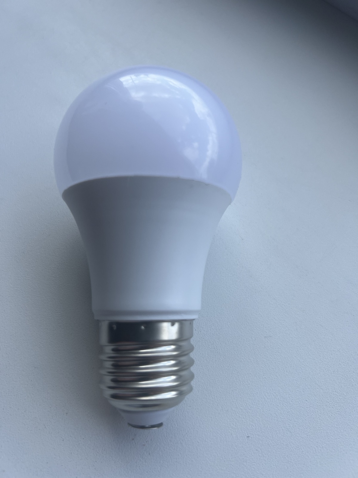 LED лампа 8 Вт Е27 А60 6500К 880Лм GLX